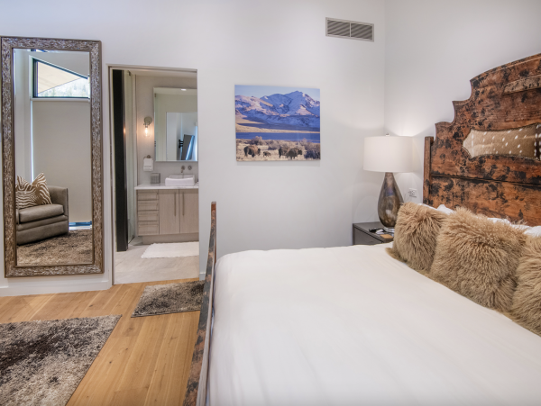 Luxury Vail Ski-In-Ski-Out Penthouse Sleeps Twelve Guests
